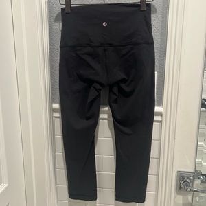 Lululemon High-rise Black Crop Size 6